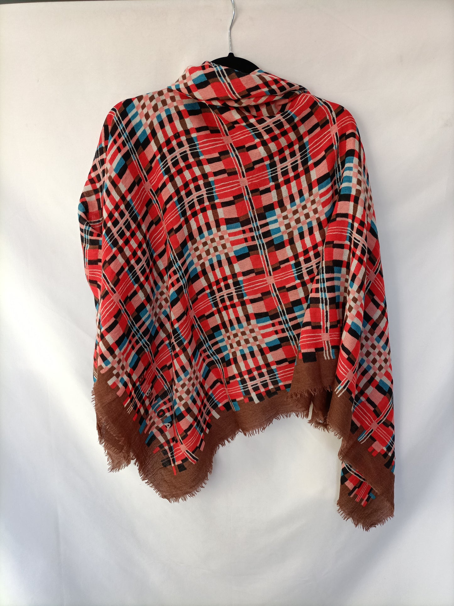 OTHERS. Checkered scarf