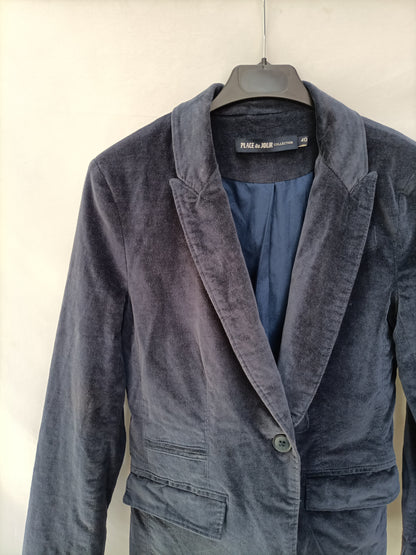 PLACE DU JOUR. Blue velvet blazer size 40