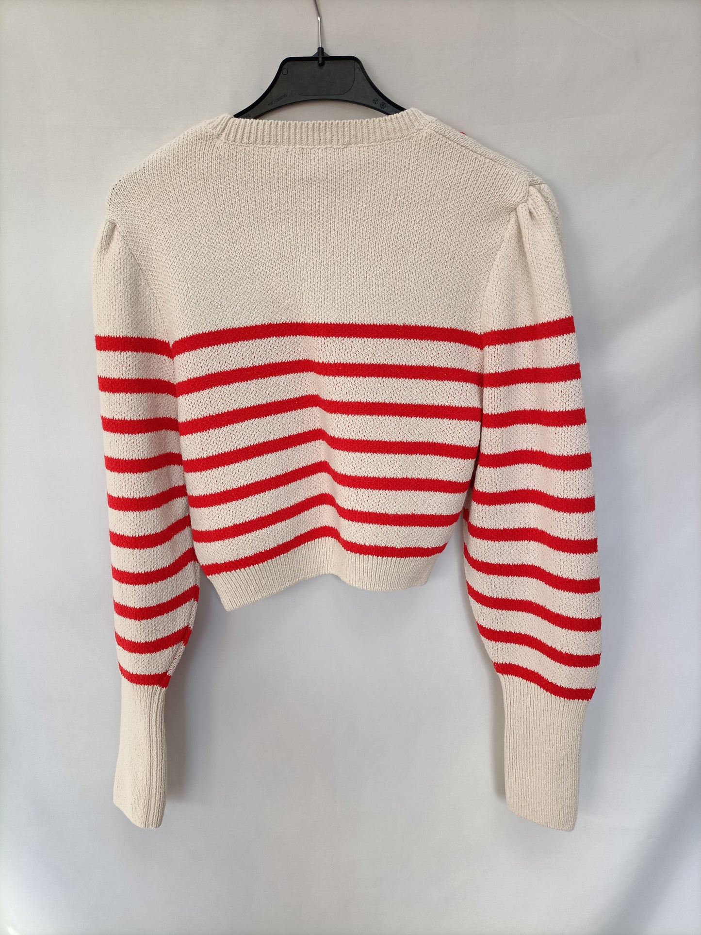 ZARA. Jersey beige con rayas T. M