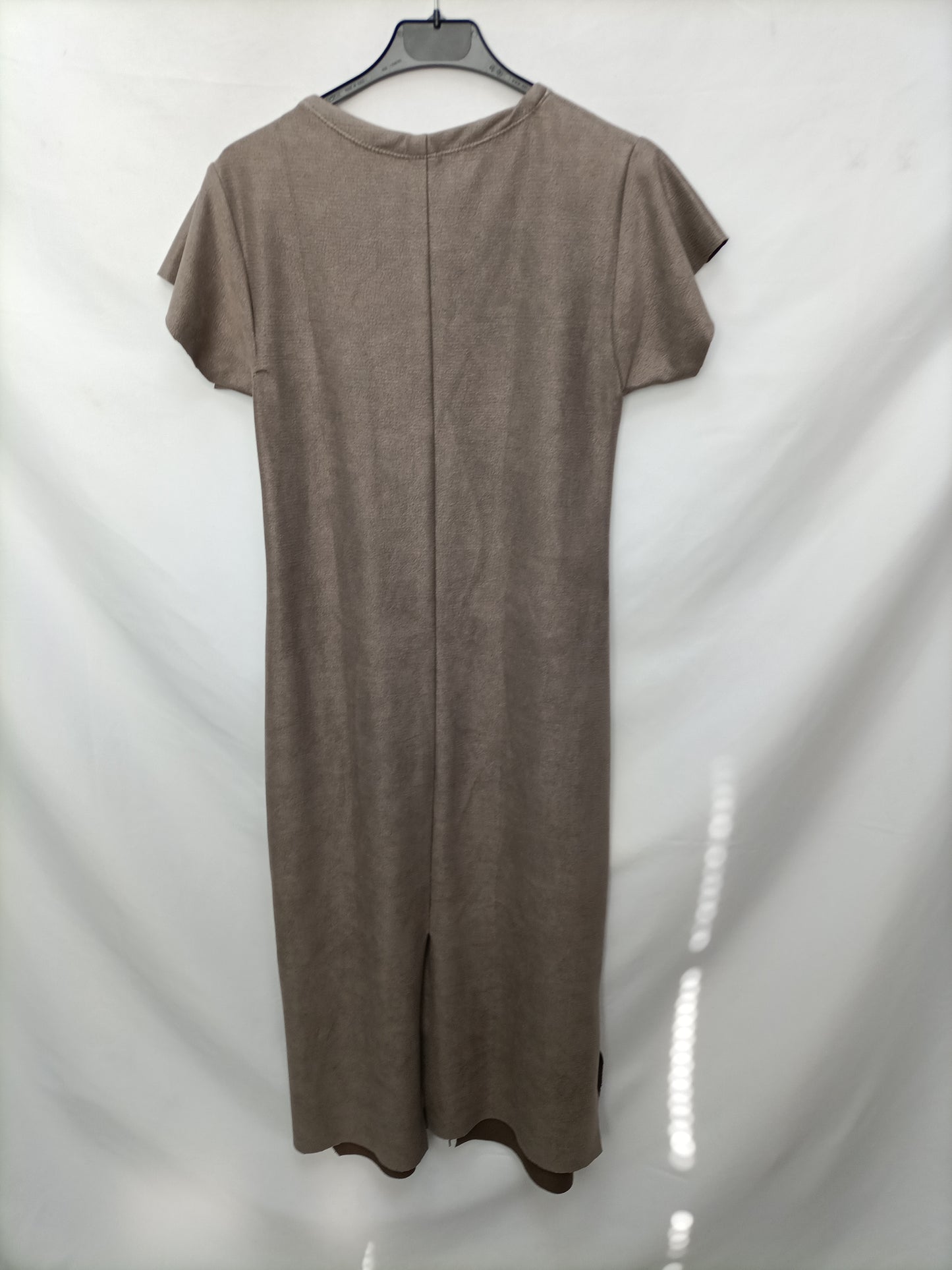 OTRAS. Vestido midi marrón T.m