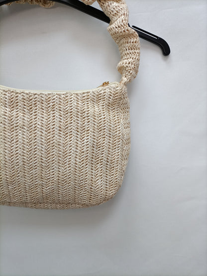 OTHERS. Raffia bag