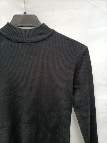 PULL&BEAR. Top negro cuello perkins T.m
