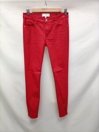 MANGO. Pantalón rojo encerado T.36