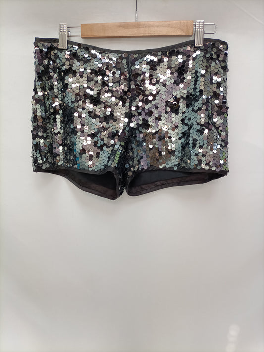 BLANCO. Shorts lentejuelas T.38