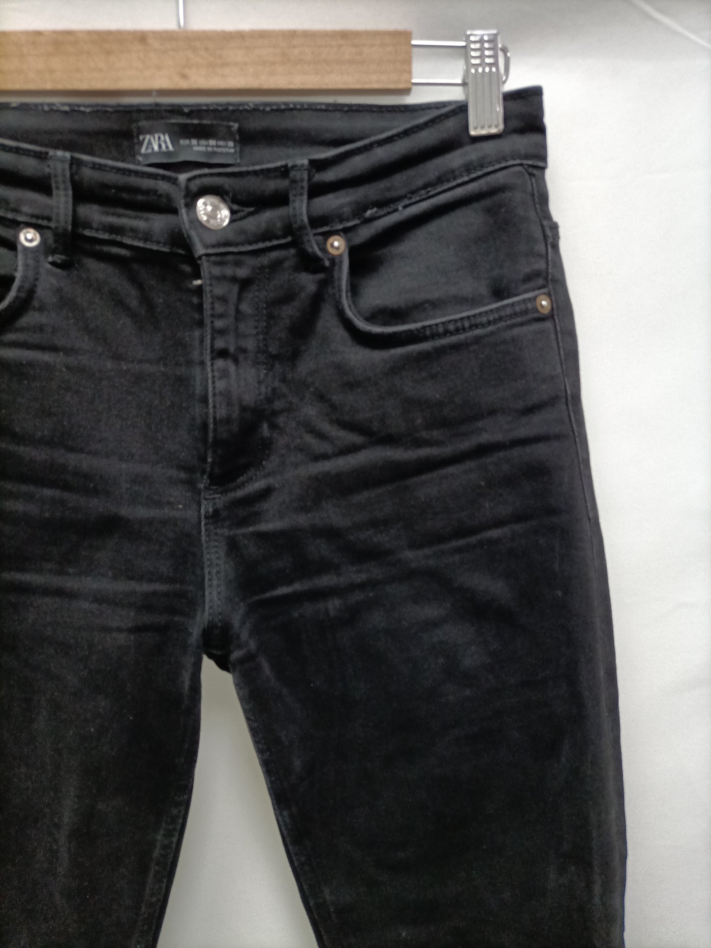 ZARA. Black denim trousers size 36