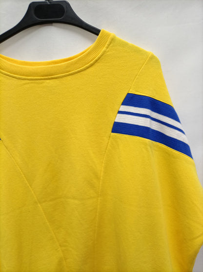 PULL&BEAR. Sudadera amarilla T.l