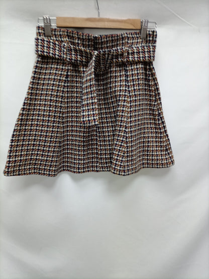 ZARA. Short houndstooth skirt Ts