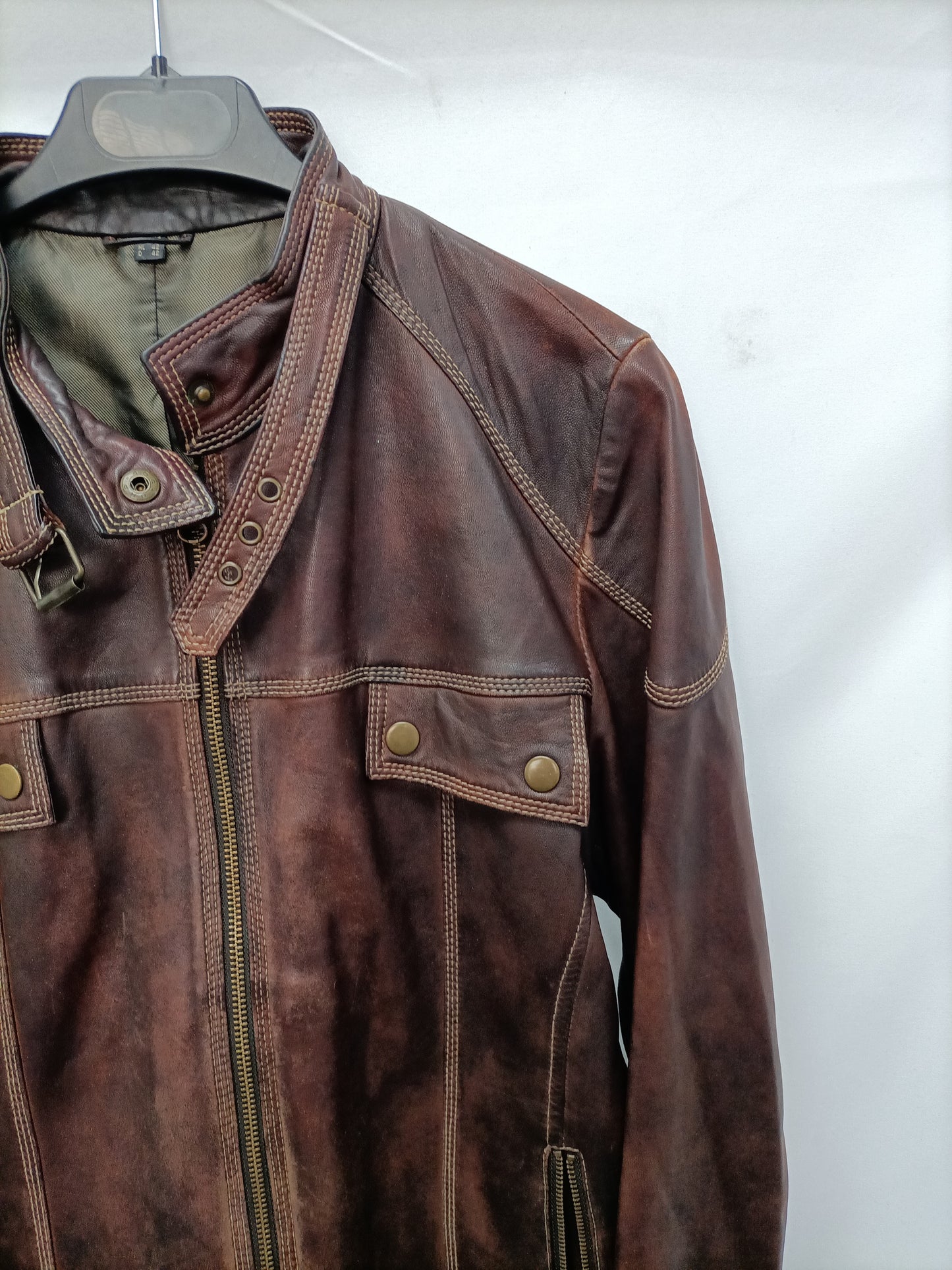 OTRAS. Cazadora marrón desgastada T.44