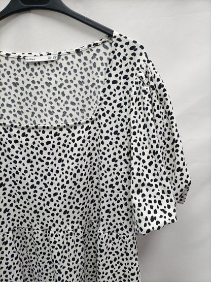 LEFTIES. White cow print dress T.xs