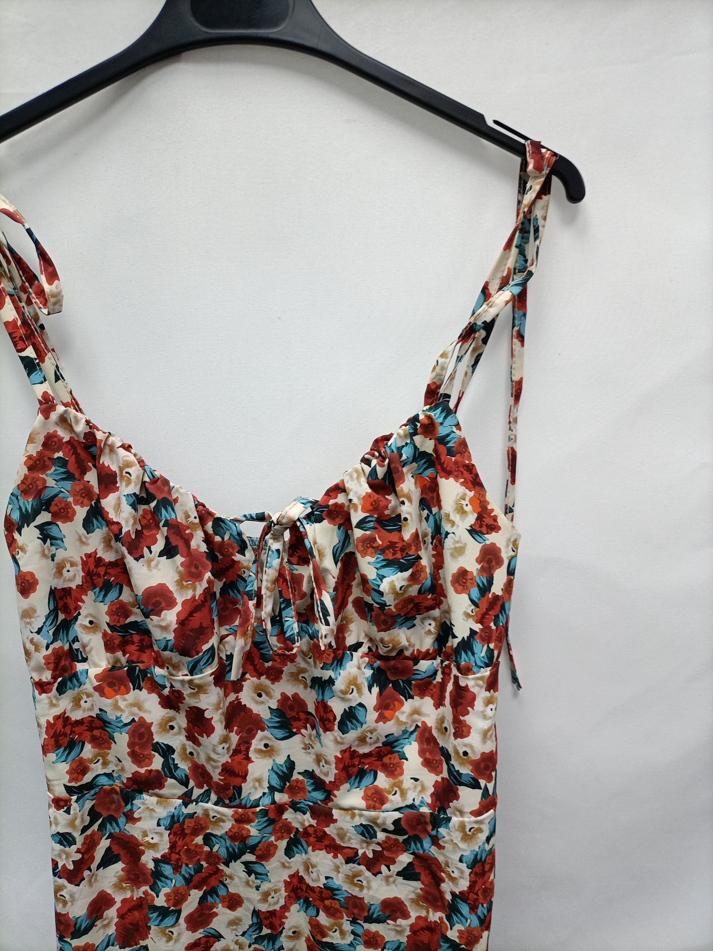 OTRAS. Vestido beige flores T.u(m)