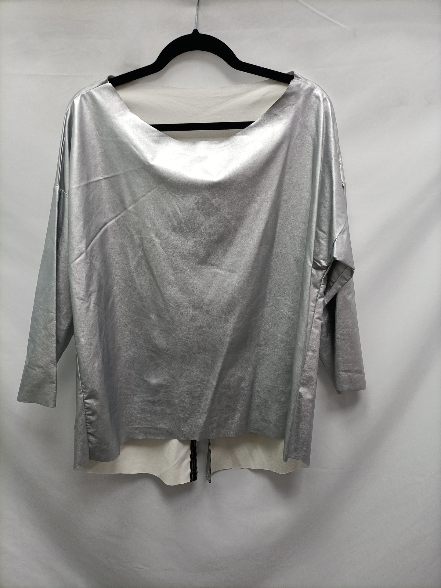 OTHERS.Silver zipper top YOUR