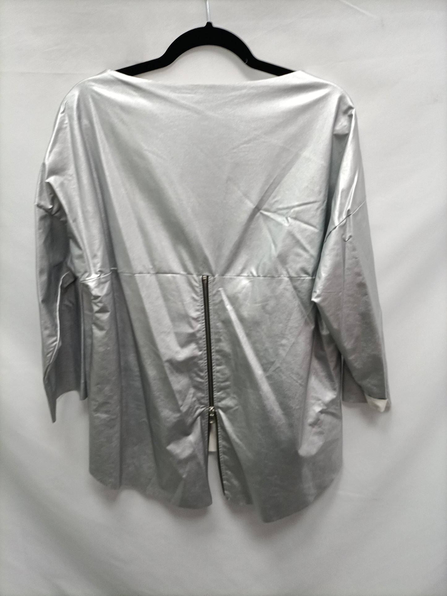 OTHERS.Silver zipper top YOUR