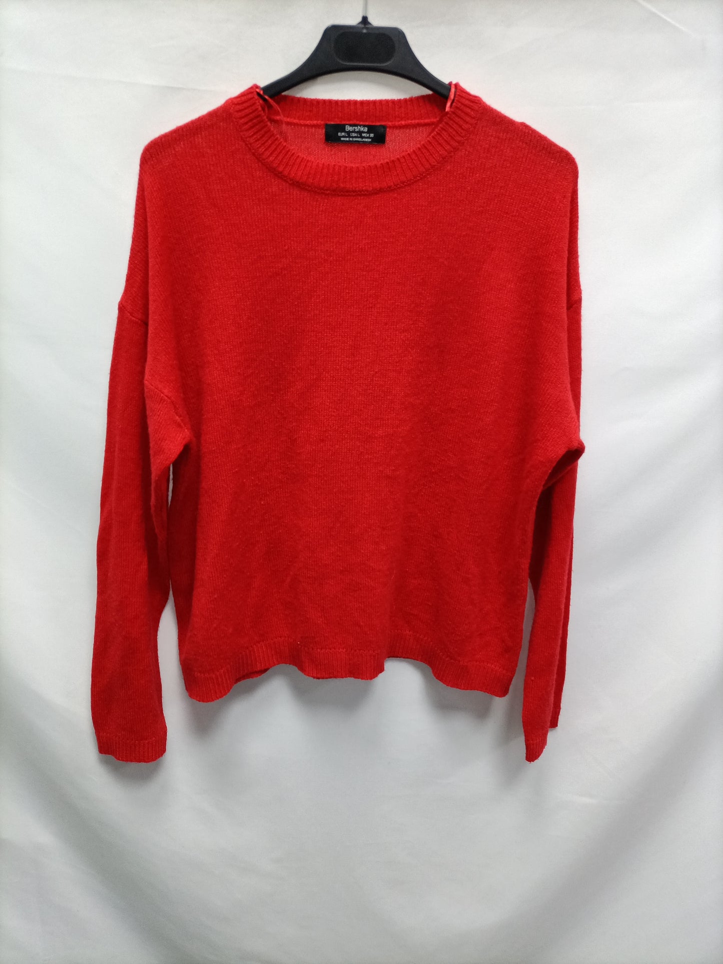 BERSHKA. Jersey básico rojo  T.l
