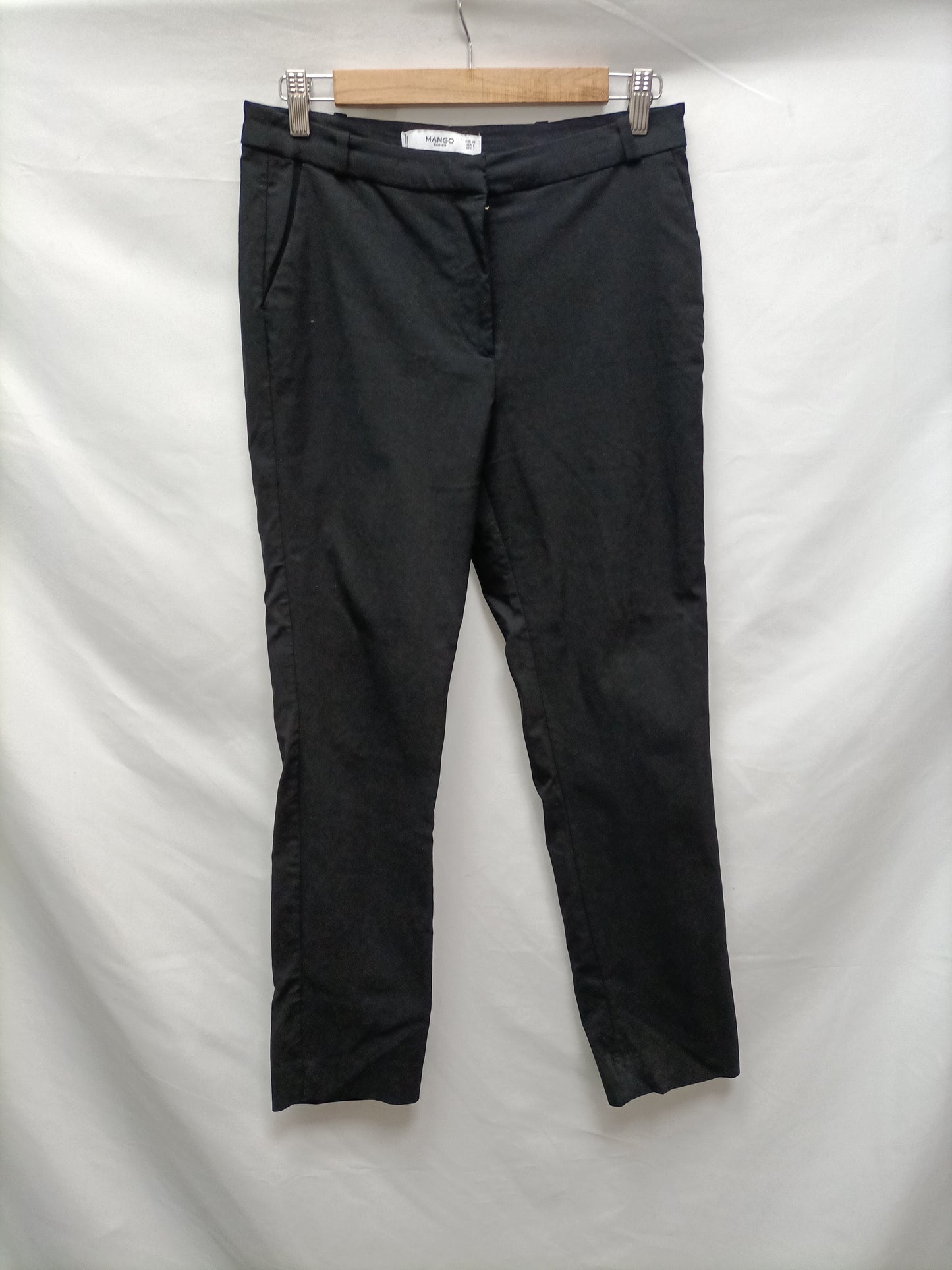 MANGO. Black Lycra trousers size 40