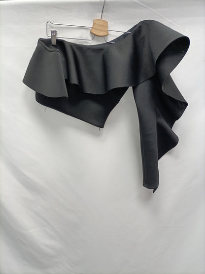 TRUE VIOLET. Top negro asimétrico T.m/l