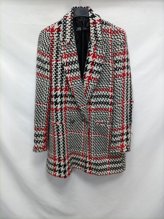 ZARA. Abrigo espiga de vestir T.s