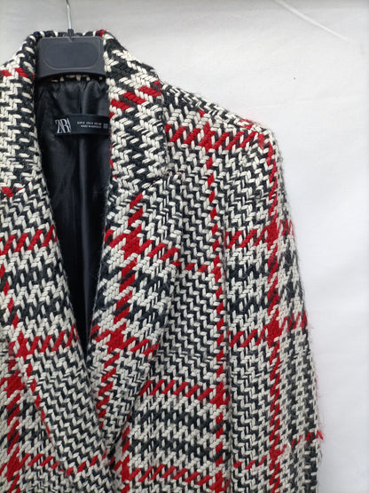 ZARA. Abrigo espiga de vestir T.s