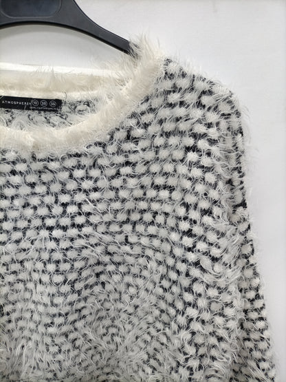 market.PRIMARK. Checkered fuzzy sweater size 38