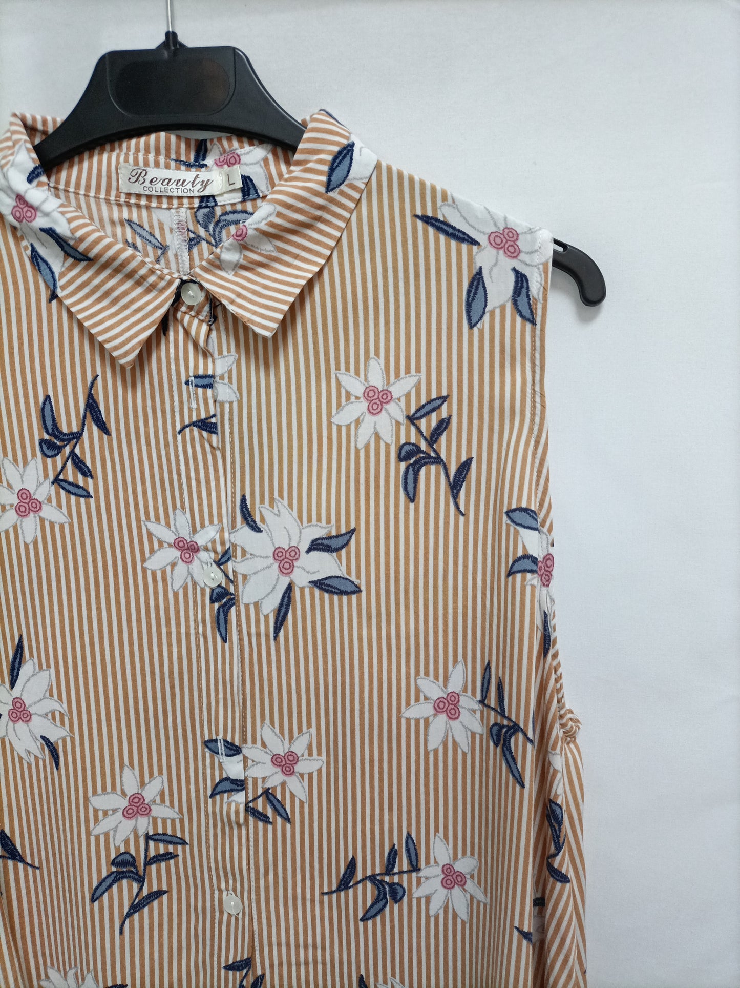 BEAUTY COLLECTION. Blusa flores y rayas T.l