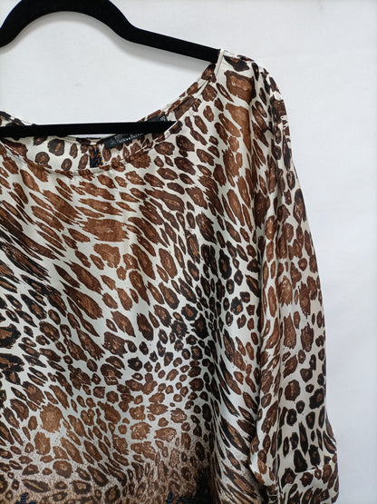 RINASCIMIENTO. Vestido corto estampadaT.46