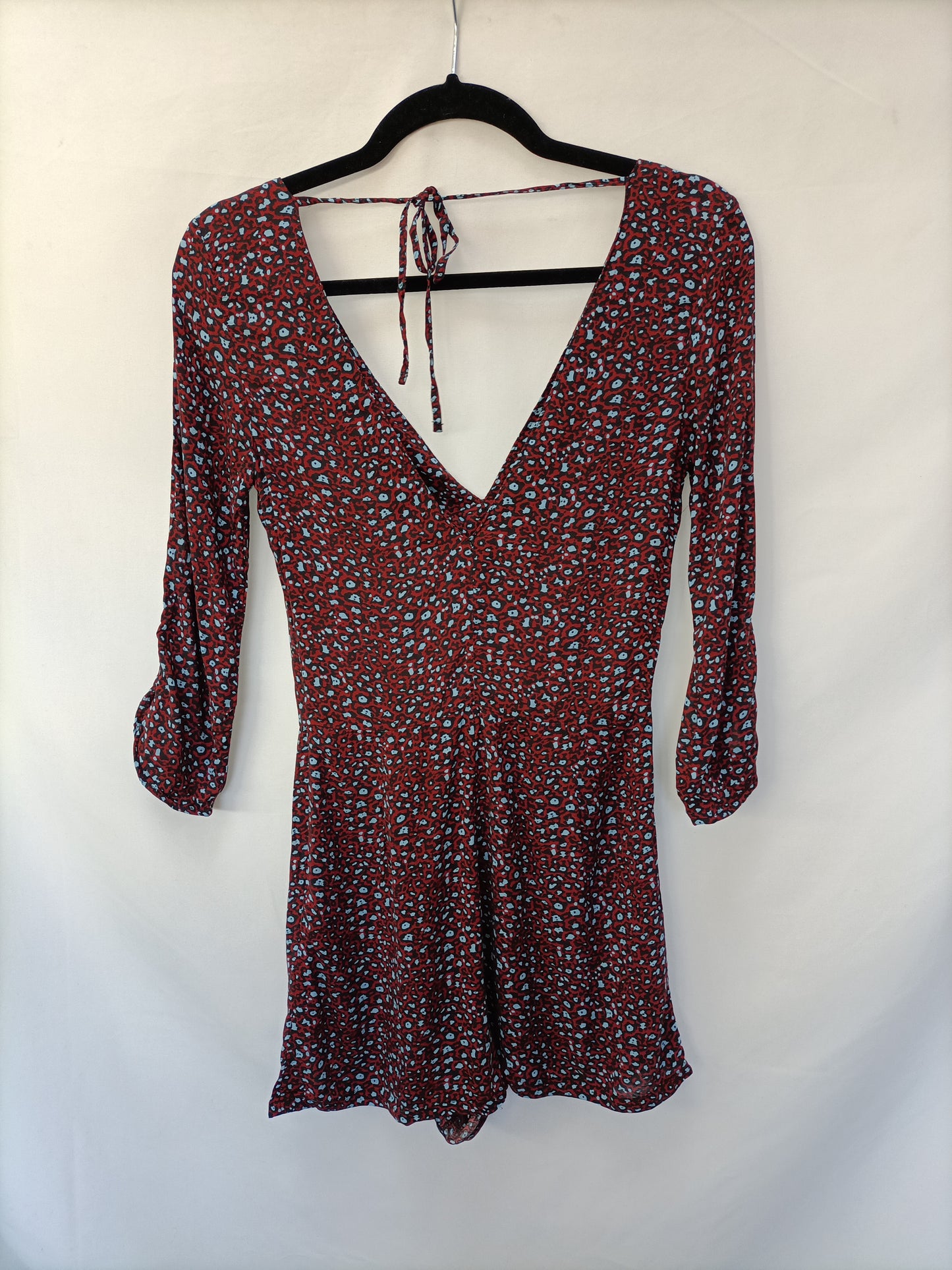 LEFTIES. Mono animal print T.s