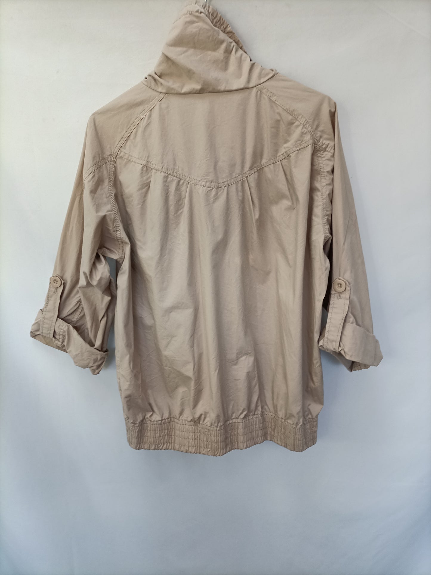 PRIMARK. Parka beige ligera T.38