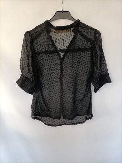 MUNTHE PLUS SIMONSEN. Blusa negra plumeti  T.34