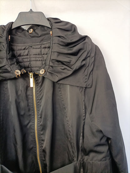 PRIVATE GALLERY. Black parka with lace-up closure, size 40