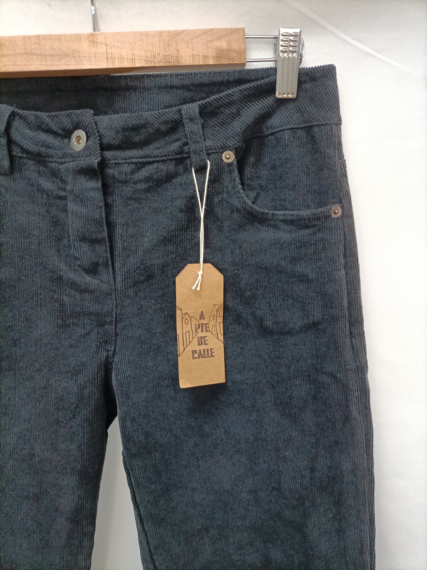 STREET LEVEL. Blue corduroy trousers Tl