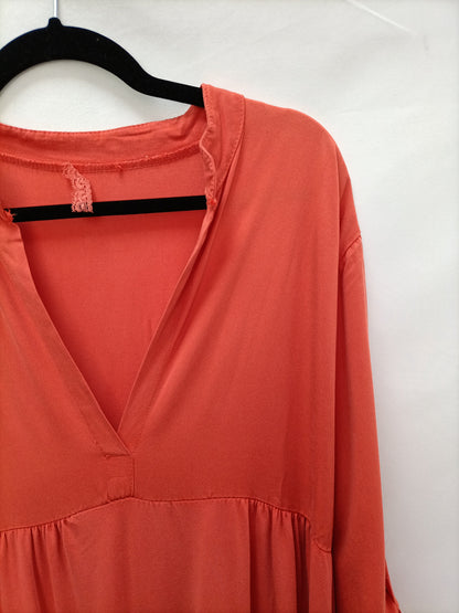 A PIE DE CALLE . Vestido oversized naranja T.u (l)