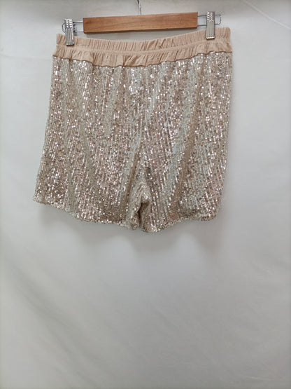 STREET LEVEL. Flowing sequin shorts Tu (m)