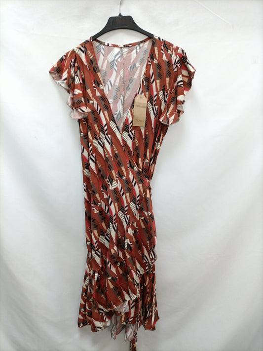 A PIE DE CALLE . Vestido midi estampado T.u (m)