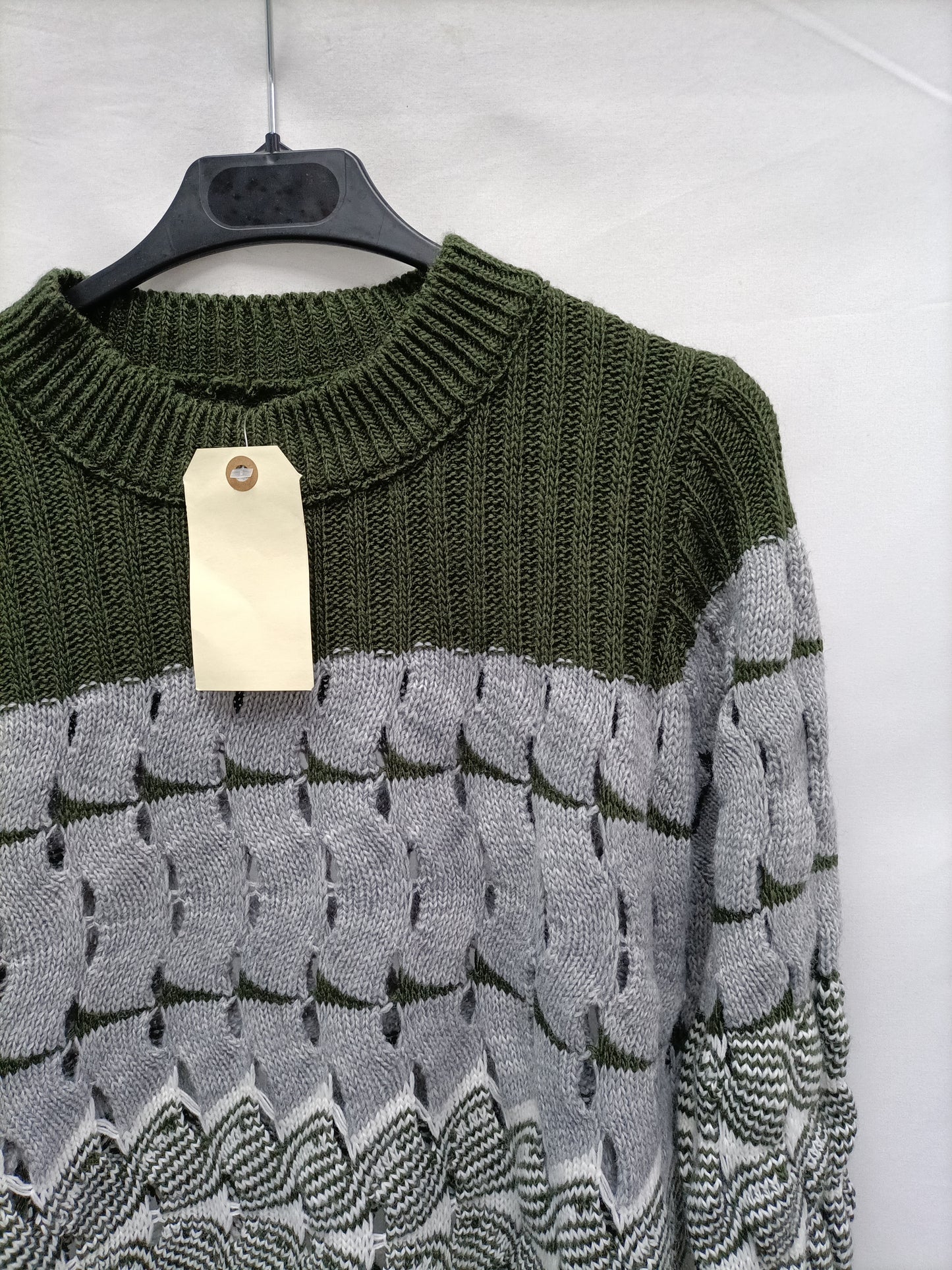 OTRAS. Jersey troquelado gris y verde T.u (m)