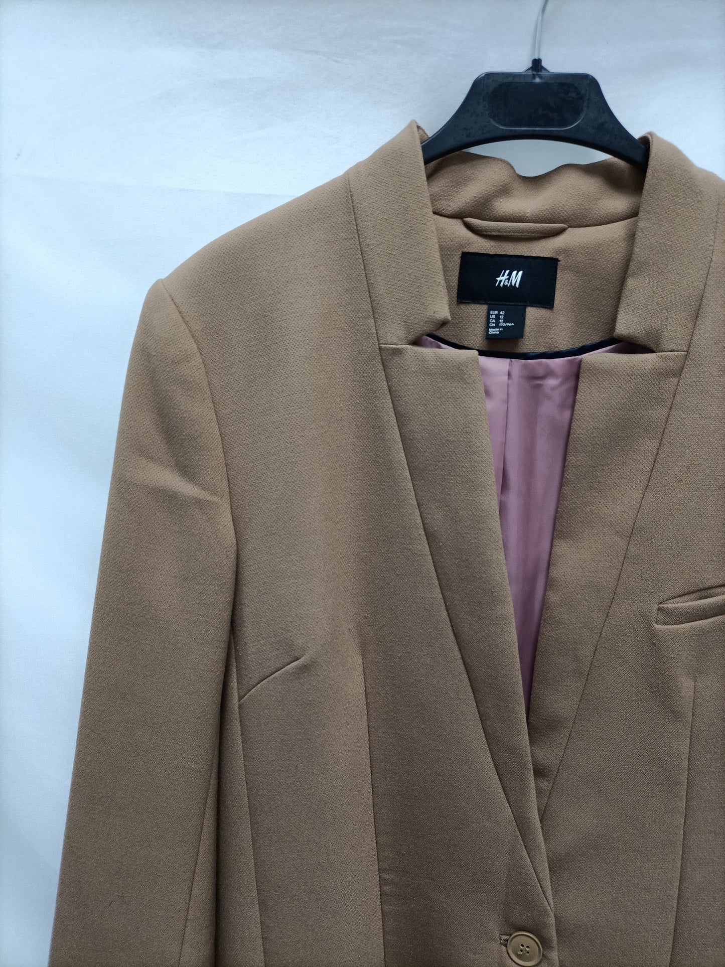 H&M. Abrigo de paño Camel T.42