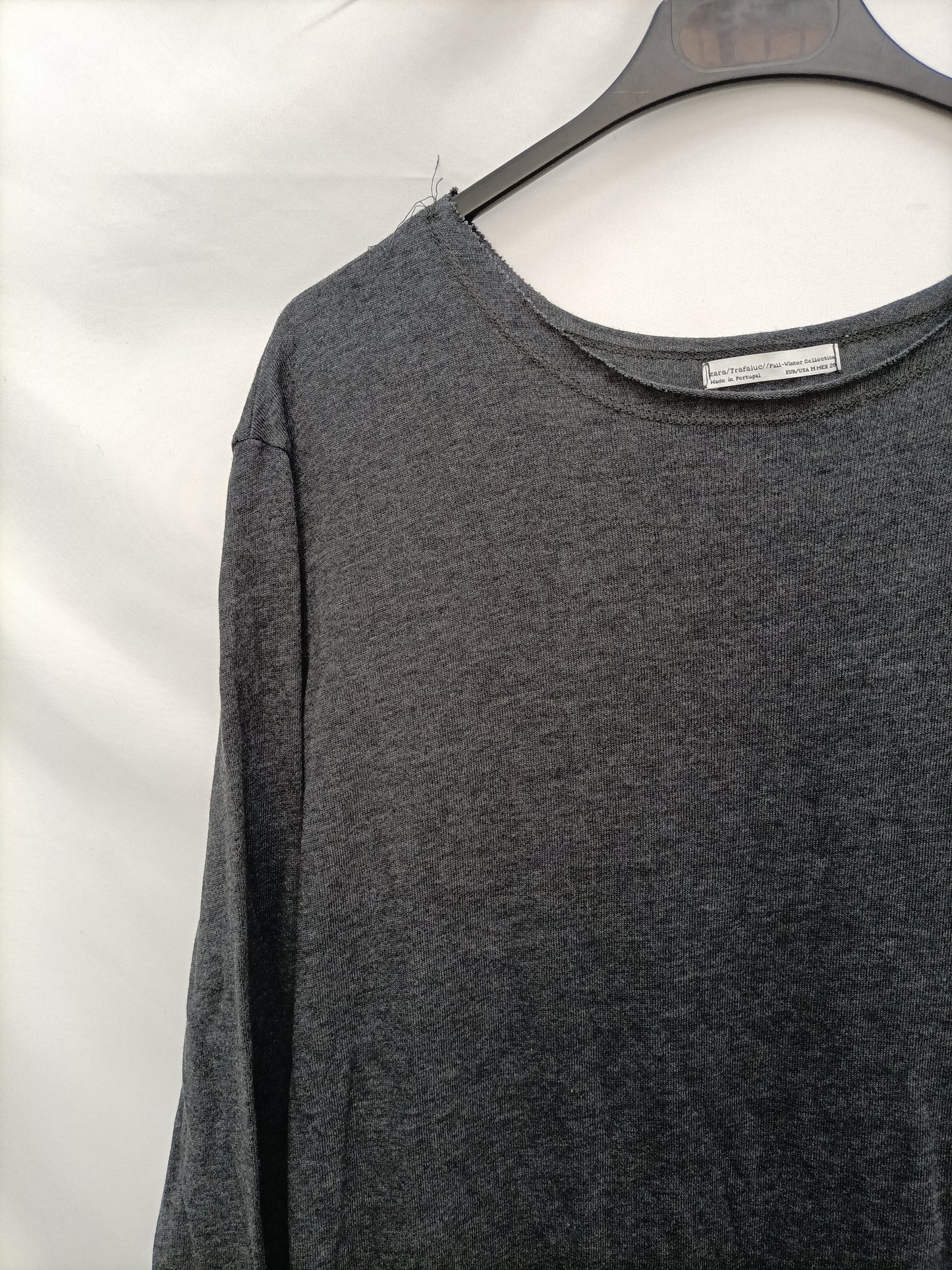 ZARA. Asymmetrical gray dress Tm