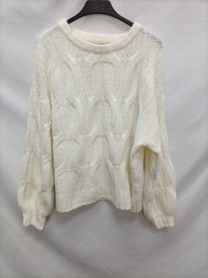 PRIMARK. Off-white T.xs sweater