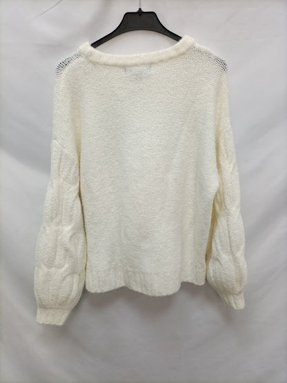 PRIMARK. Off-white T.xs sweater