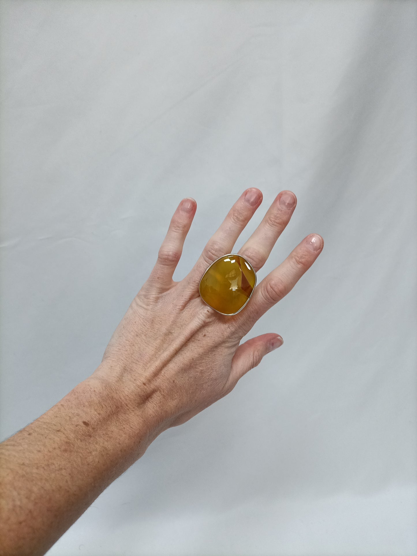 OTRAS. Anillo piedra