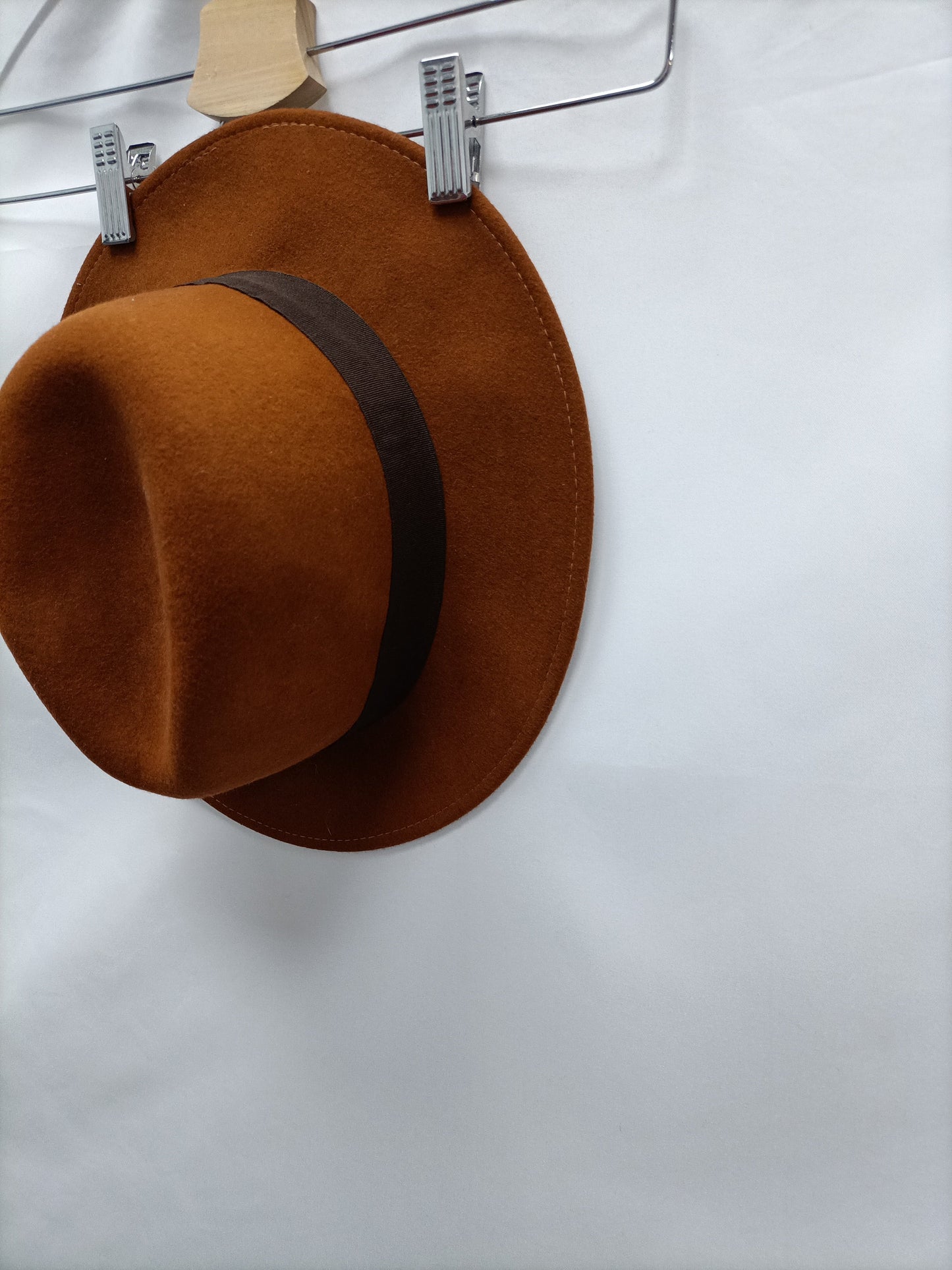 SFERA. Sombrero paño Camel Tu