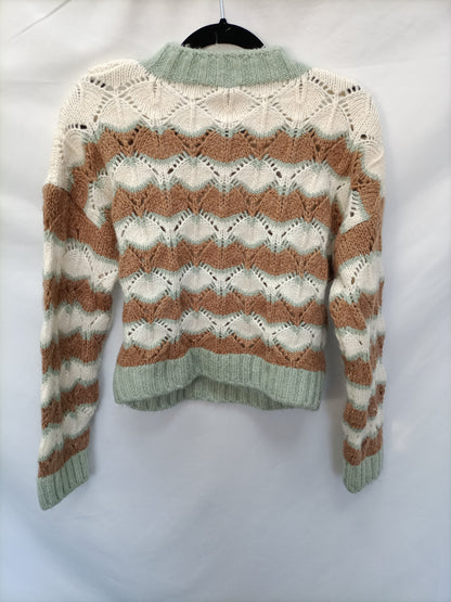 ZARA. Die-cut knit sweater Tm