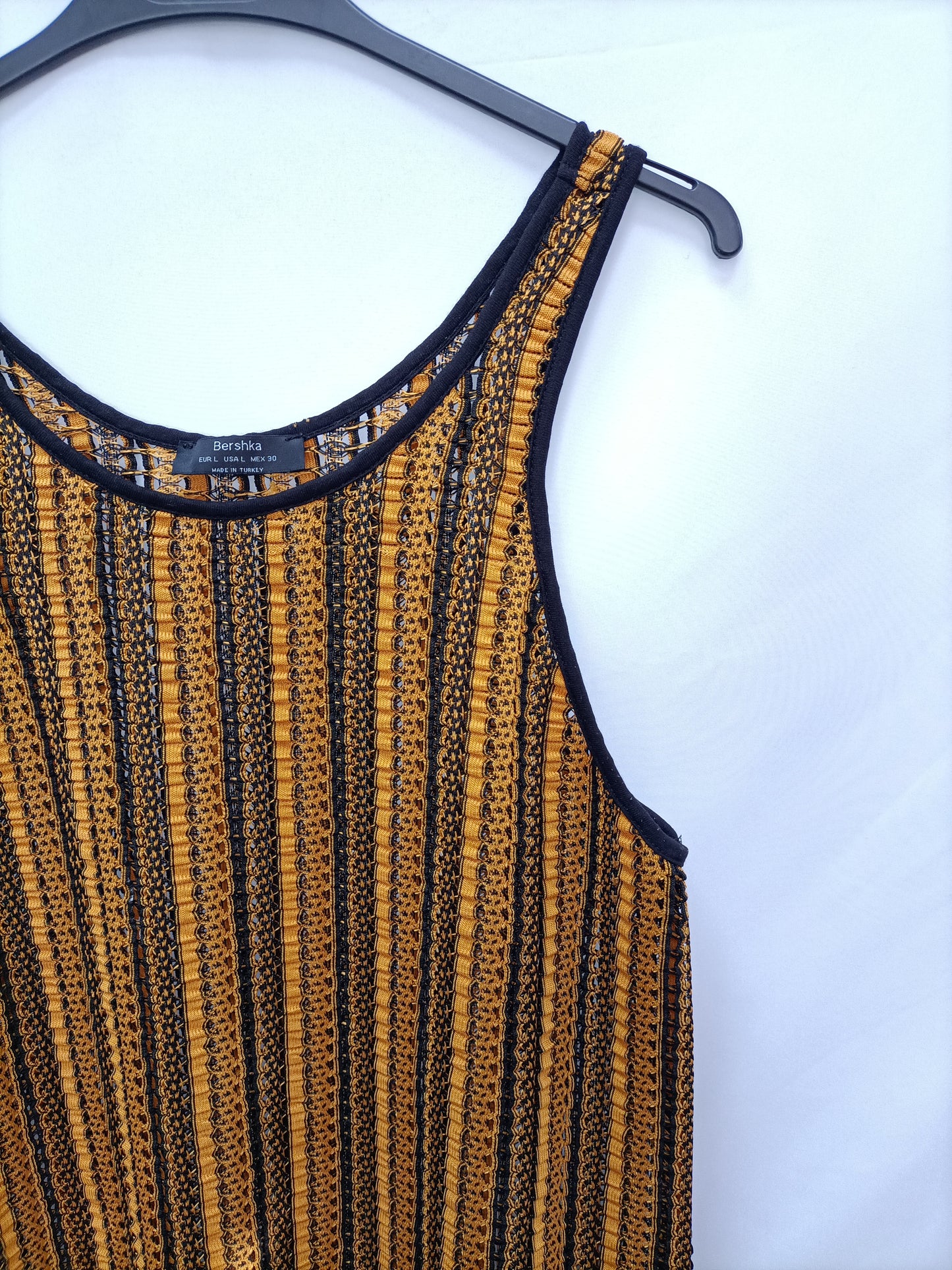 BERSHKA. Die-cut long dress Tl