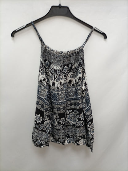 OTRAS.Total look flores T.u (m)