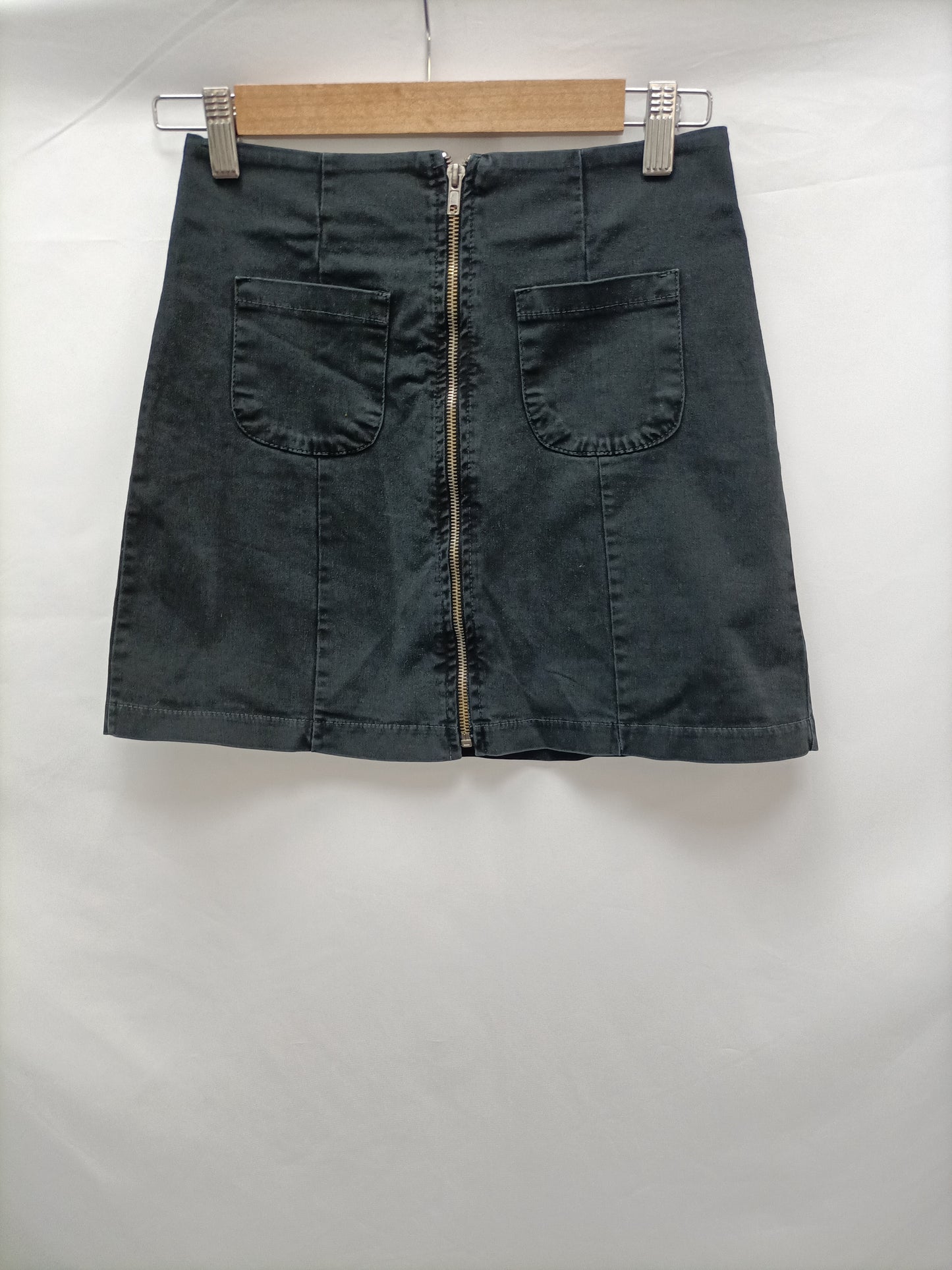 BRANDY MELVILLE. Black zipper skirt Tu (34)