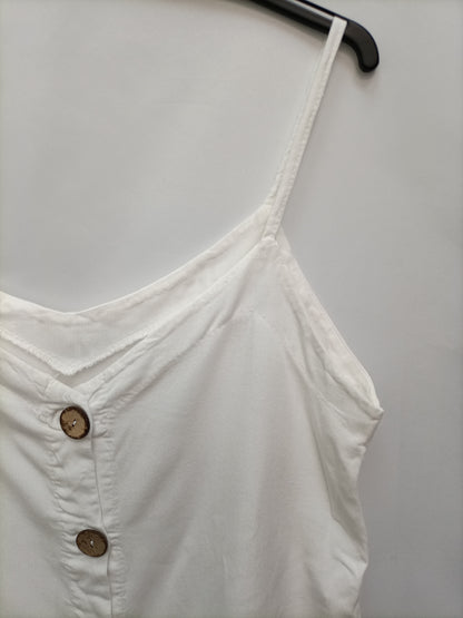 OTRAS. Top blanco botones T.u