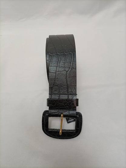 ZARA. Black leather belt size 90