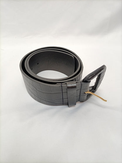 ZARA. Black leather belt size 90