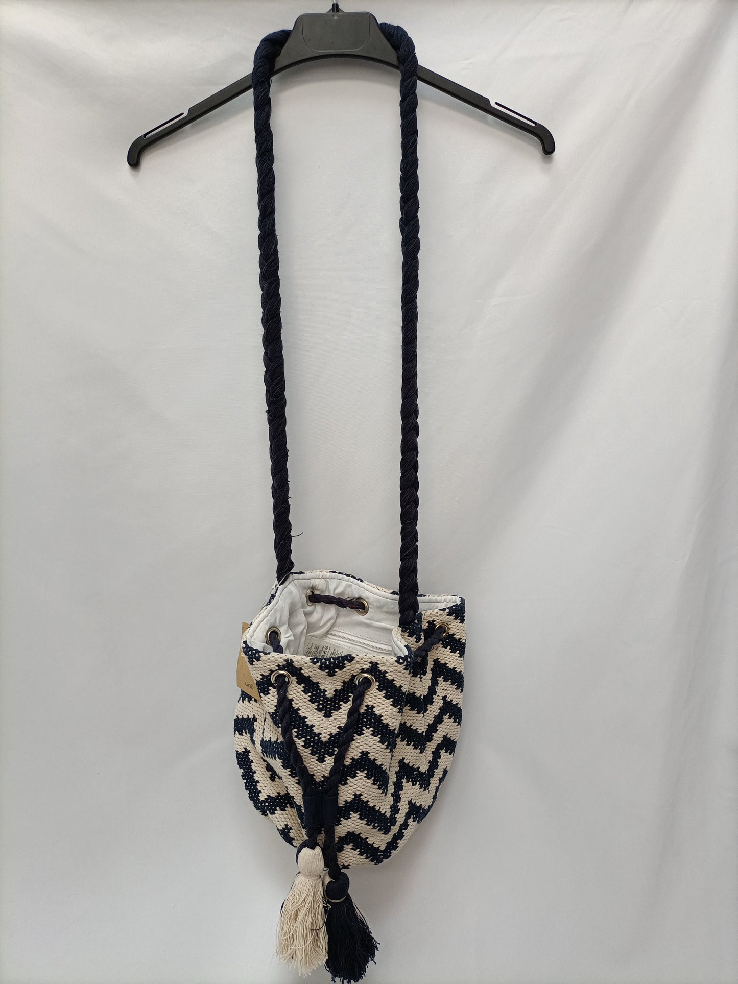 UNIT. Blue and beige bag