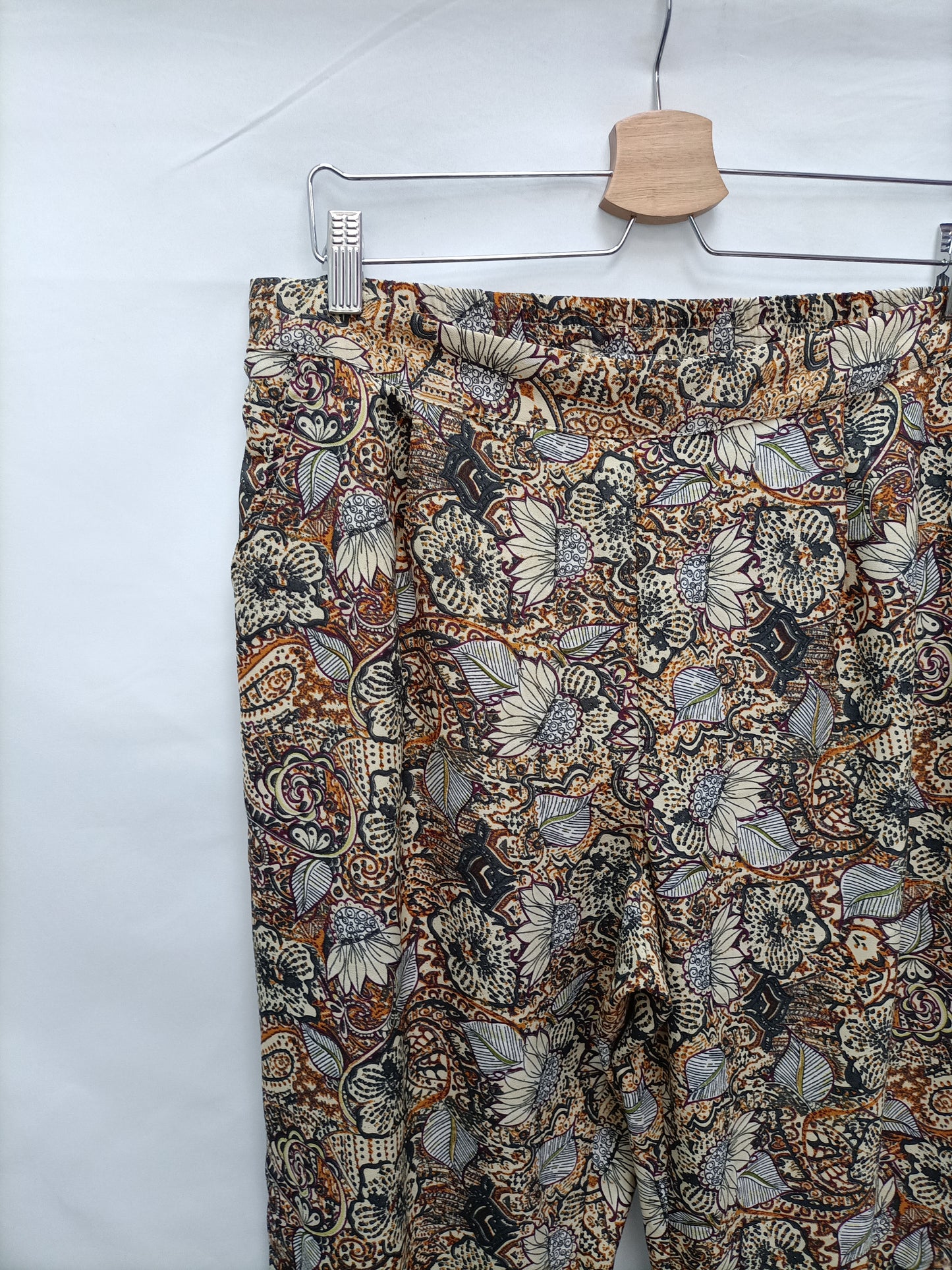 OTRAS. Pantalón fluido estampado TU(42)