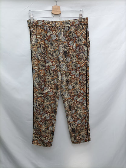 OTRAS. Pantalón fluido estampado TU(42)