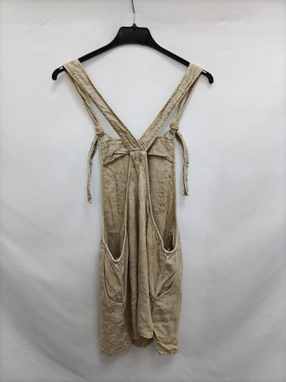 PULL& BEAR. Peto beige fluido T.s